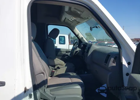 2016 Nissan Nv Cargo Nv2500 Hd S V6 z USA, uszkodzony, nr VIN 1N6BF0LY9GN803022